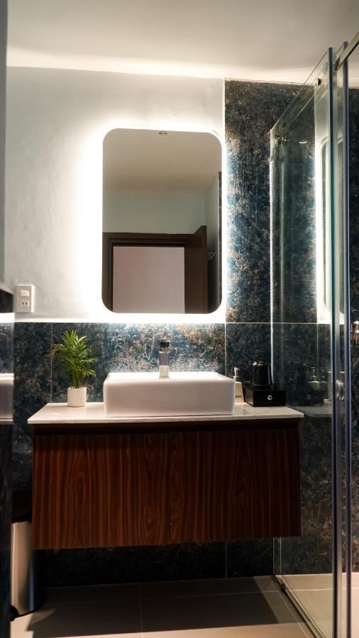 Bros Hotel مدينة هوشي منه المظهر الخارجي الصورة