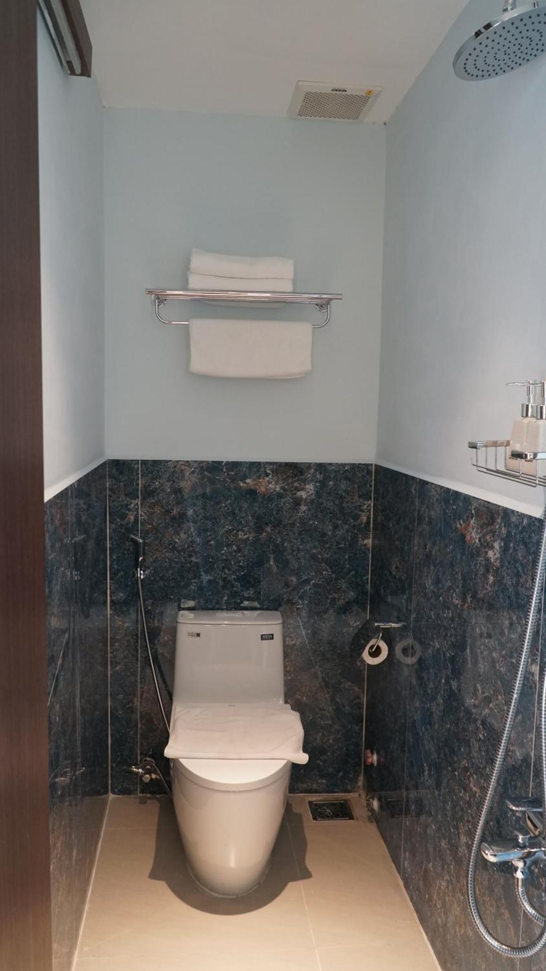 Bros Hotel مدينة هوشي منه المظهر الخارجي الصورة